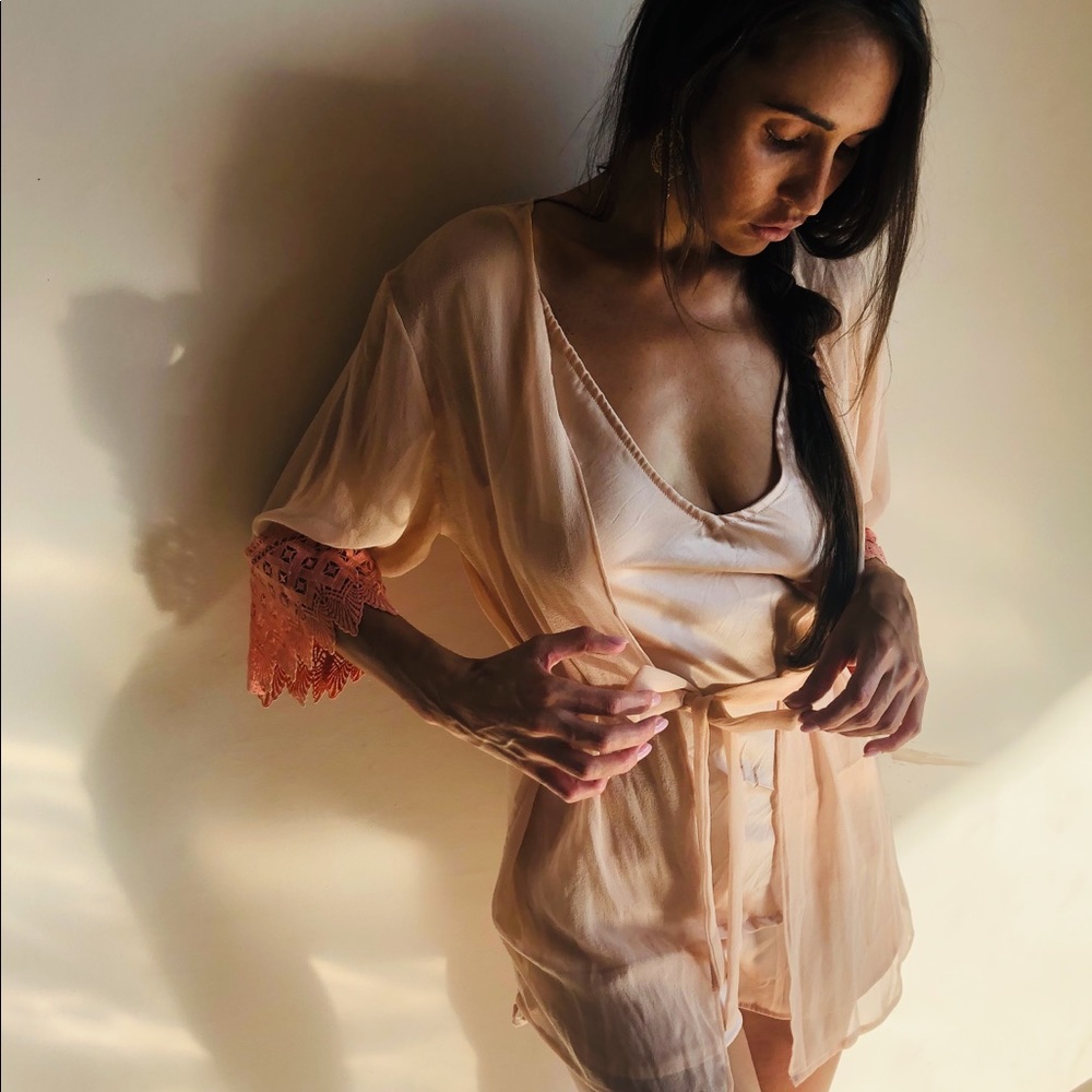 Rose’ Kimono